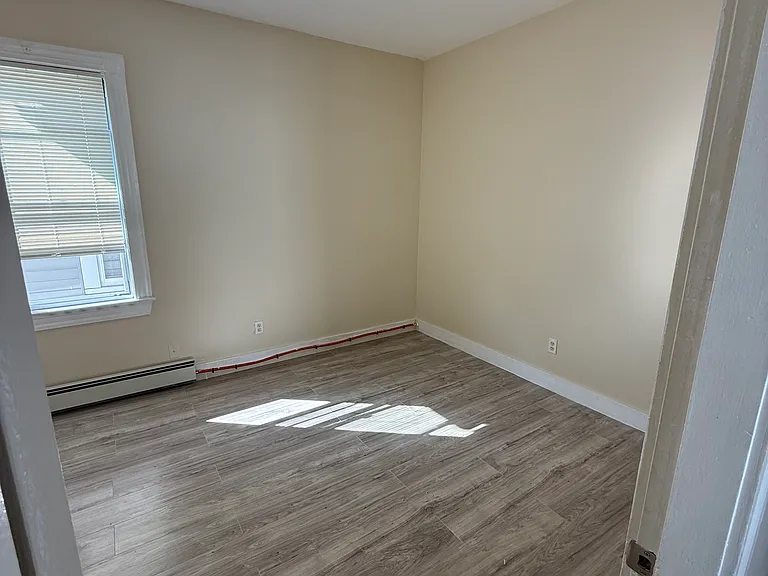 10 Kossuth St #2 — Photo 1