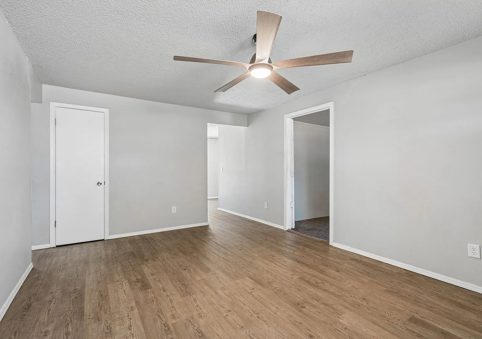 4008 SE 46th St — Photo 4