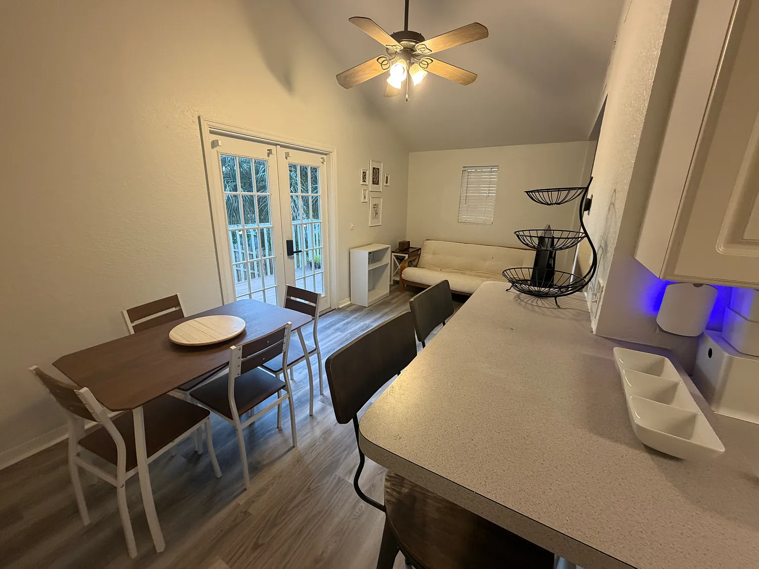 1 bed, 750 sqft, $2,500 — Photo 2