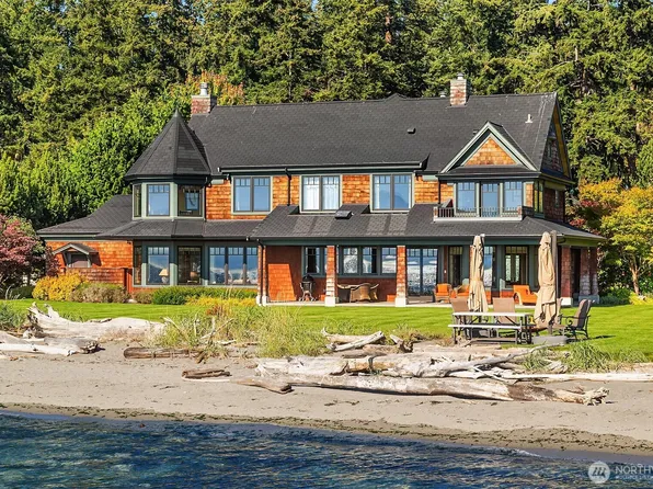 5844 Mutiny Bay Road, Freeland, WA 98249