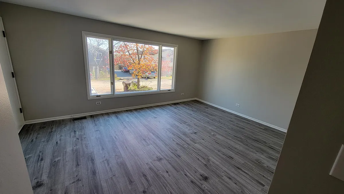 Building Photo - 16724 Hillside Pl #1