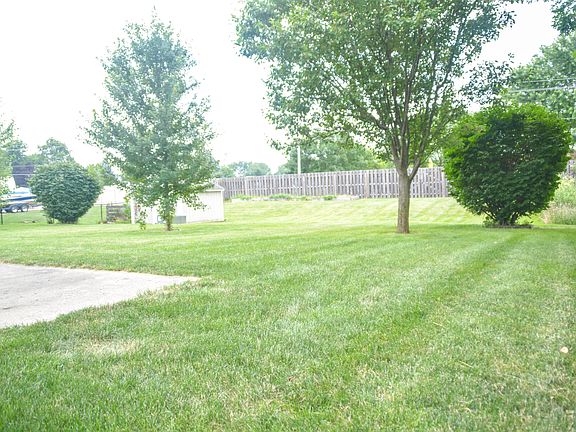Large Backyard with shed 