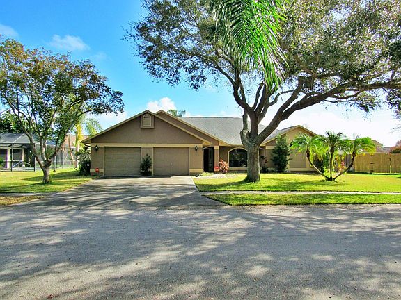 2nd image of 1252 Water Lily Ln