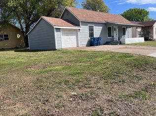 1916 W 7th St, Coffeyville, KS 67337