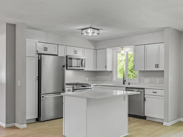 5834 Aldrich Ave N, Brooklyn Center, MN 55430