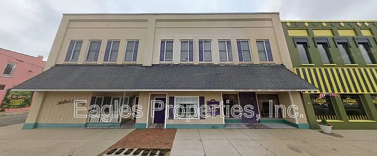 103 N Center St #B — Photo 1
