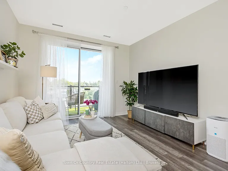 383 Main St E #310 — Photo 13