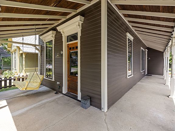 5th image of 1114 E Saint Clair St