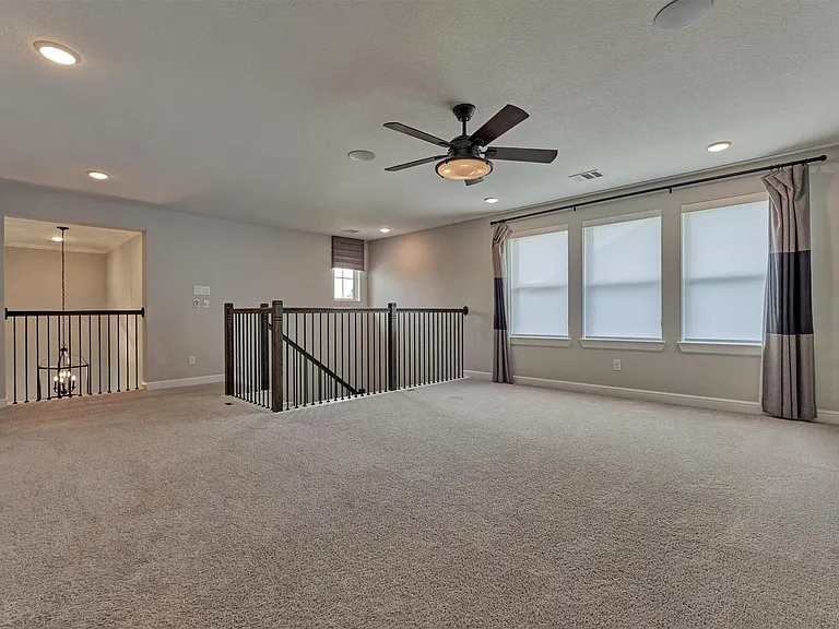 11 Shumard Oak Dr — Photo 25