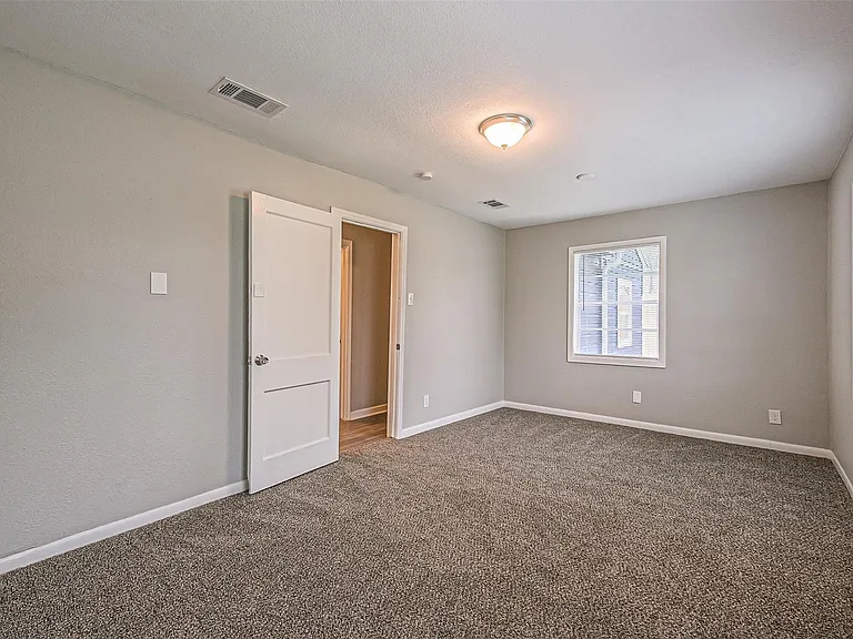1539 Pleasantville Dr — Photo 17