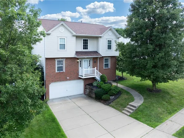 1421 Sandstone Dr, Tarentum, PA 15084