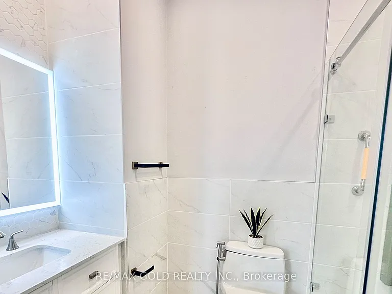 2293 Woodcrest Dr — Photo 34
