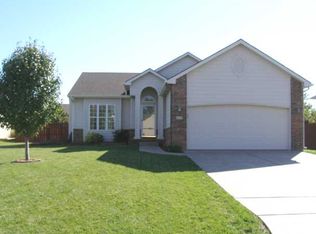 5203 E 49th St N, Wichita, KS 67220