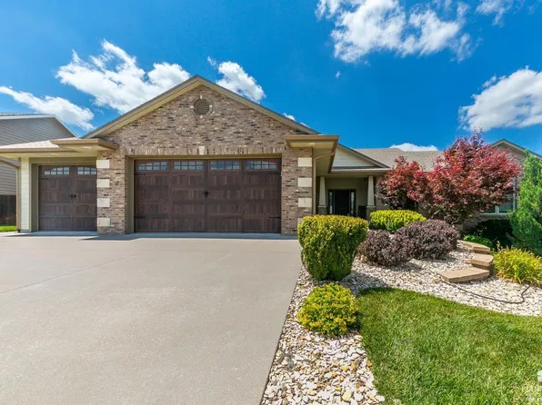 1024 Mill Valley Cir, Manhattan, KS 66503