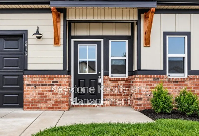 3 bed, 2.5 bath, 1556 sqft, $1,795 — Photo 2