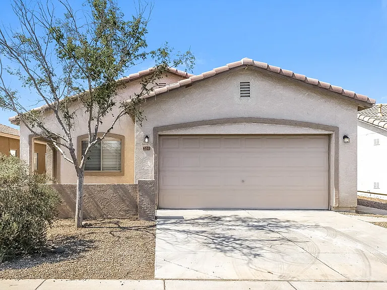 6522 W Elwood St — Photo 1