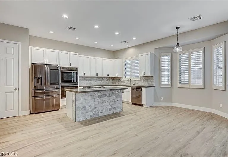 8103 Villa Cano St — Photo 13
