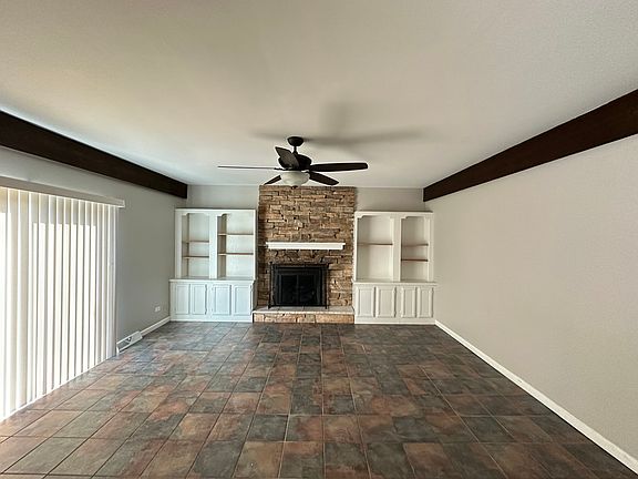 4th image of 508 W Golf Rd