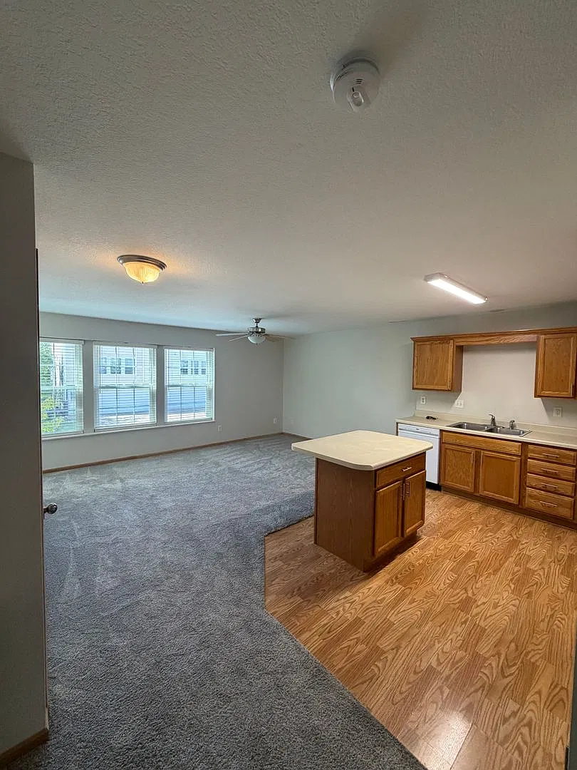 2 Bedroom Townhouse Available for Rent! — Photo 4