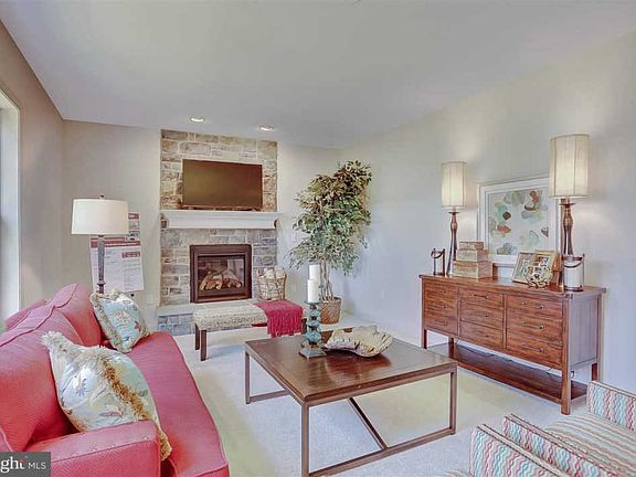 4th image of 119 Kittochtinny Dr