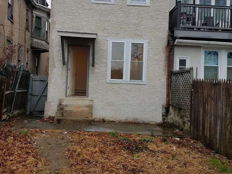 4914 Knox St #2 — Photo 8