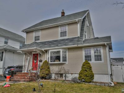 153 Division Ave, Hasbrouck Heights, NJ, 07604