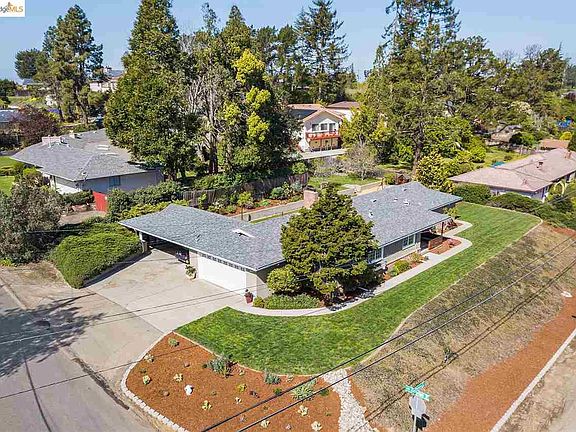 2nd image of 10995 Elvessa St