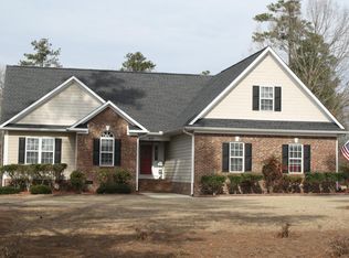 410 Booth Pond Rd, Raeford, NC 28376