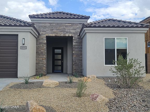 4th image of 1691 E Sandra Dr