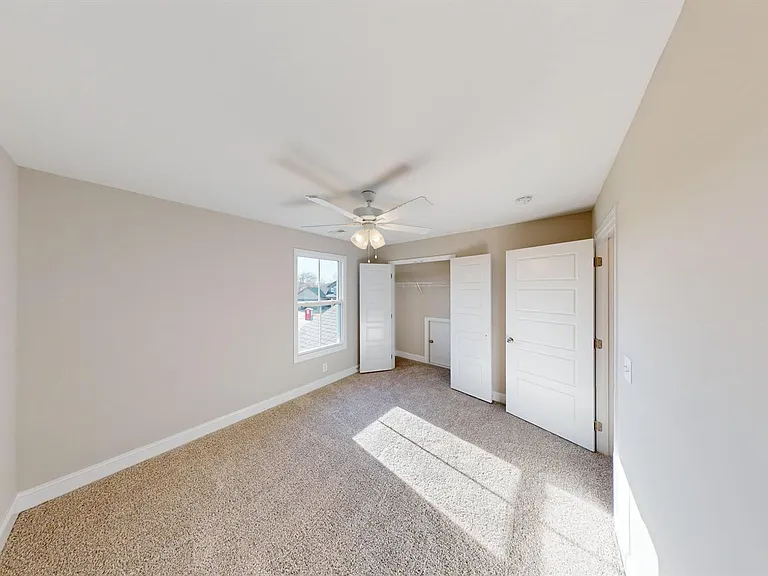 525 Herman Dr — Photo 13