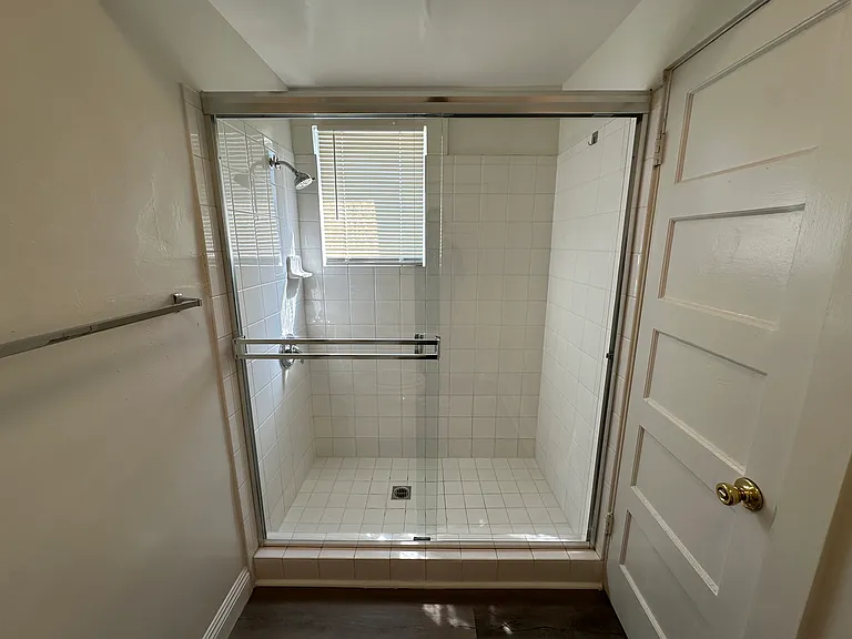 910 N Park Ave #3 — Photo 12