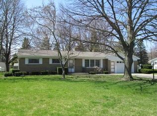 2535 E Greendale Dr, Saginaw, MI