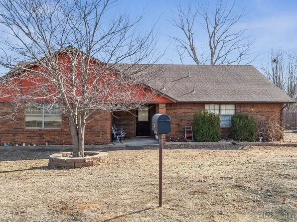 15539 S 299th East Ave, Coweta, OK 74429
