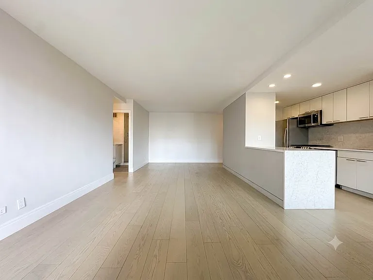 120 W 97th St #9I — Photo 6