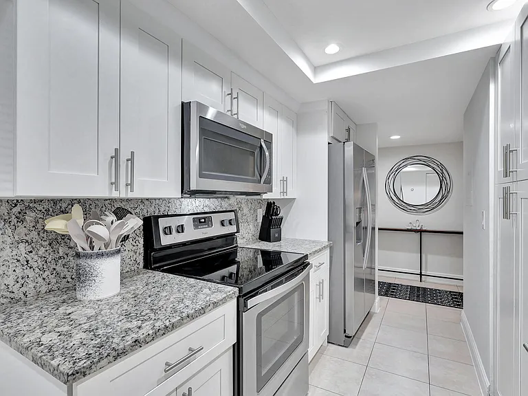 12641 Westhampton Cir #C311 — Photo 14