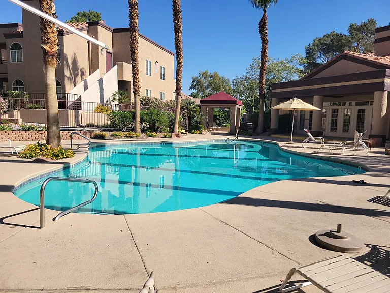 9325 W Desert Inn Rd #3 — Photo 15