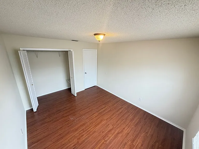 4124 Pershing Pointe Pl #4 — Photo 19
