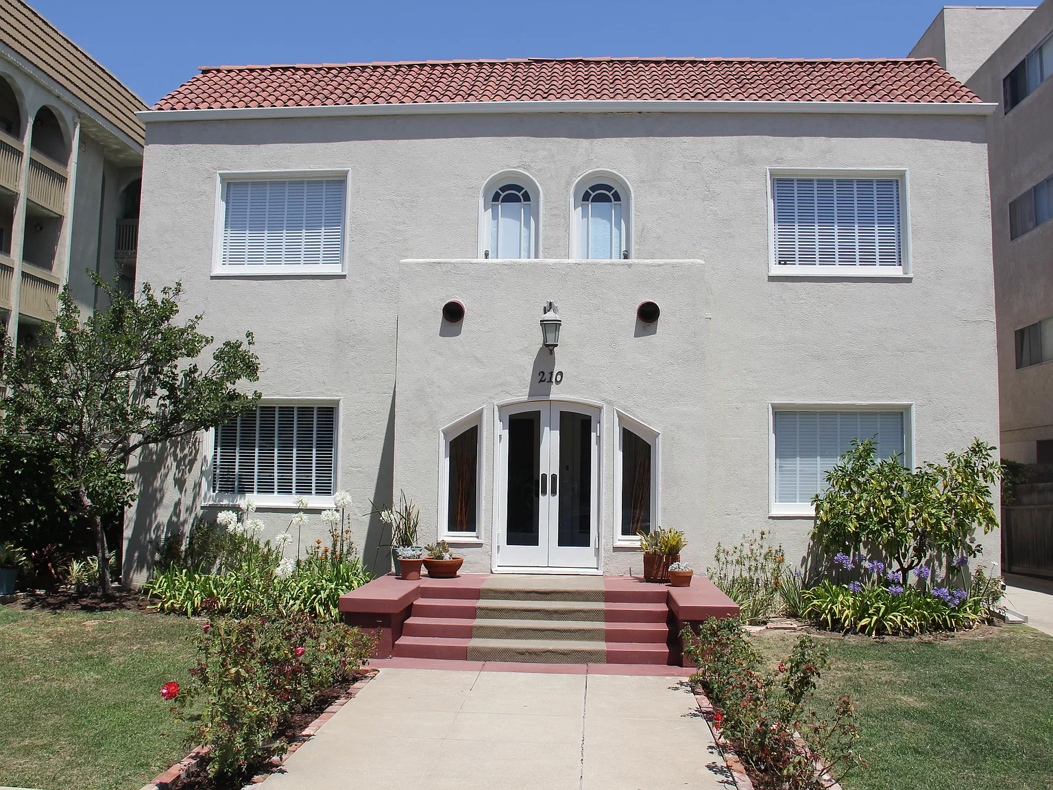 1 bed, 840 sqft, $2,700 — Photo 1