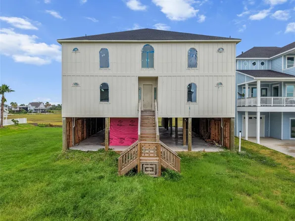 9305 Vista Bella, Galveston, TX 77554