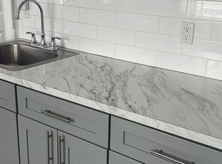 27 Aldine St #2A, Newark, NJ 07112