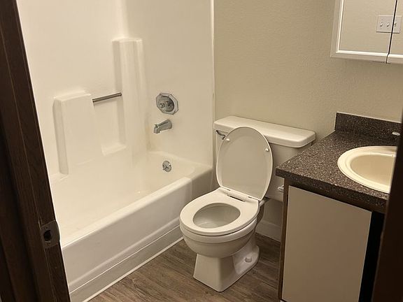 4th image of 34011 1st Cir S APT D
