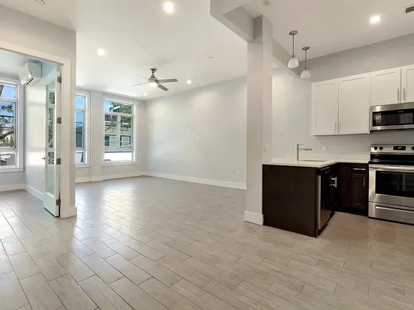 460 Seneca Avenue image 1 of 6