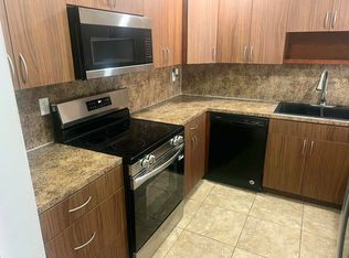 7000 NW 186th St APT 4-316, Hialeah, FL 33015