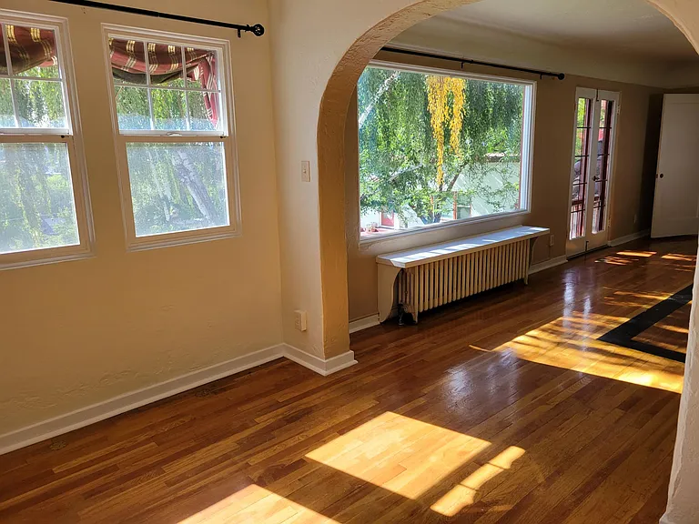 2036 Leroy St #12 — Photo 12