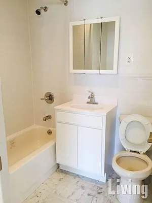 Rented by Living New York | media 41