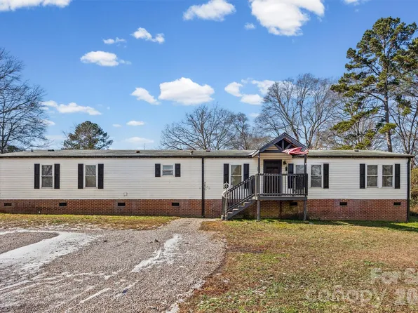 153 Schoolside Dr, Rock Hill, SC 29730