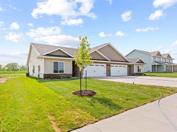 218A Vista Dr, Kalona, IA 52247