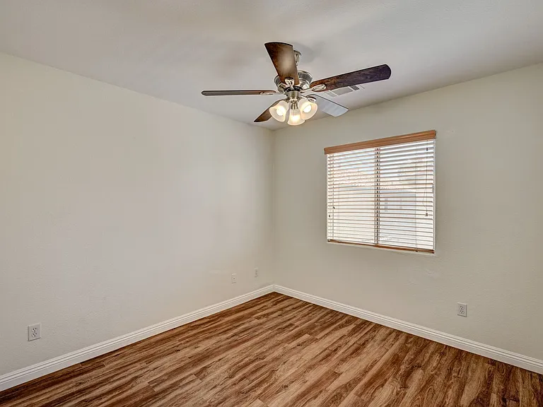 6457 Abbey Door Ct — Photo 19