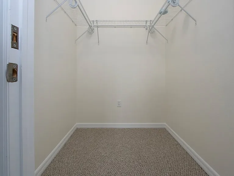 3720 82nd Avenue Cir E #102 — Photo 35
