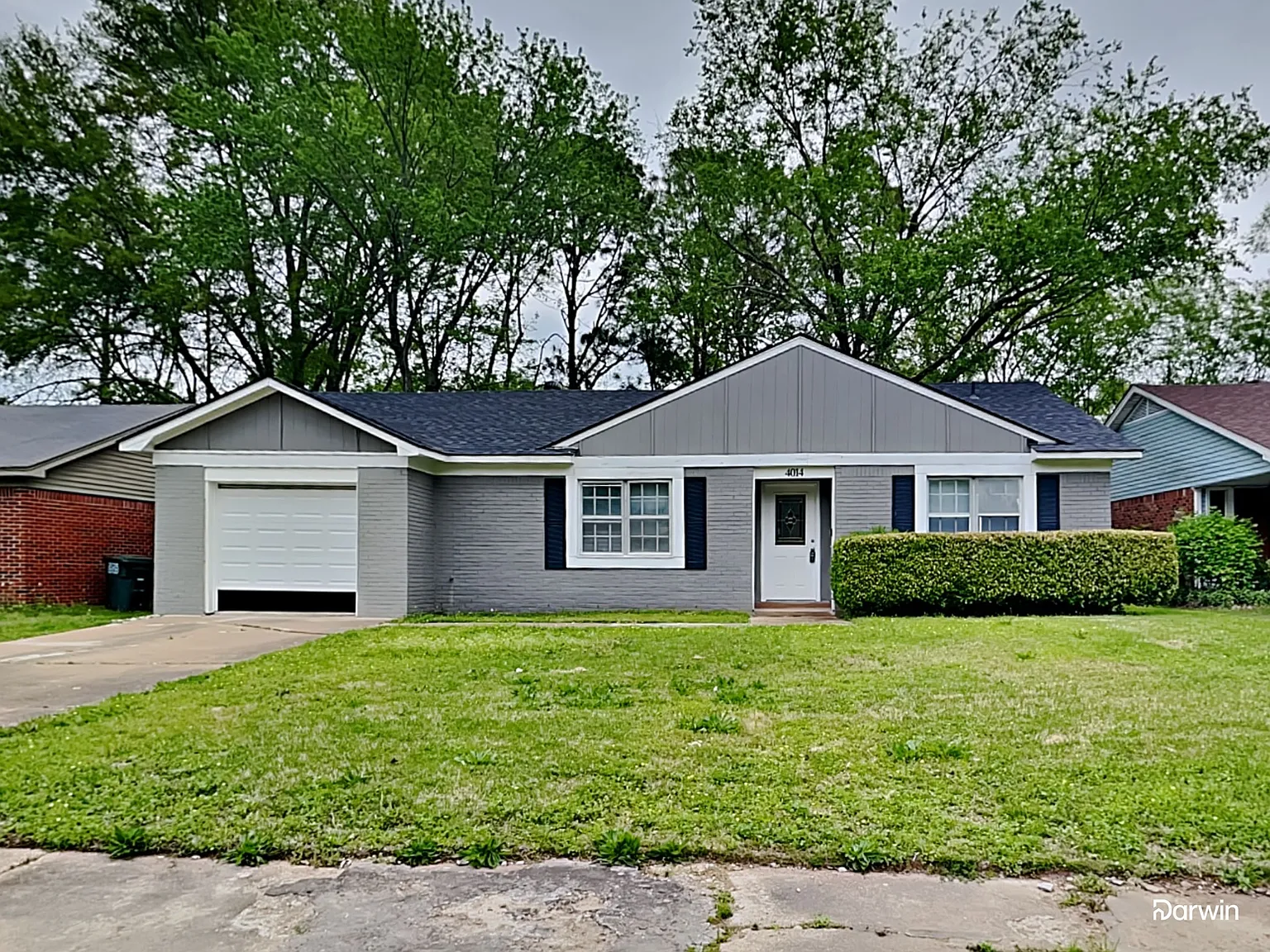3 bed, 2.0 bath, 1524 sqft, $1,405 — Photo 1